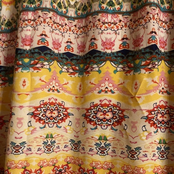 Colorful floral print flowy skirt - Picture 2 of 4